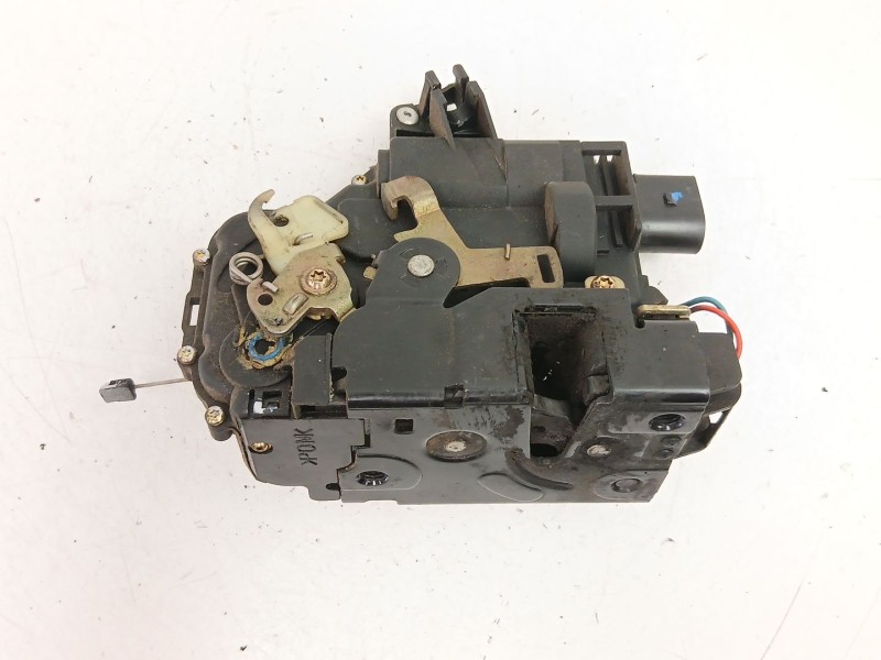 Recambio de cerradura puerta delantera izquierda para volkswagen golf iv (1j1) 1.9 tdi referencia OEM IAM 6X1837013H  