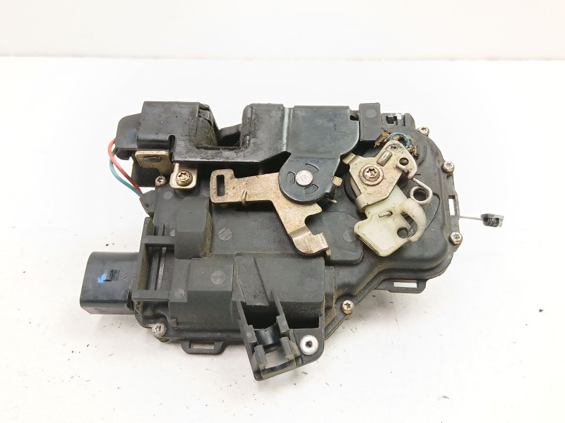 Recambio de cerradura puerta delantera izquierda para volkswagen golf iv (1j1) 1.9 tdi referencia OEM IAM 6X1837013H  