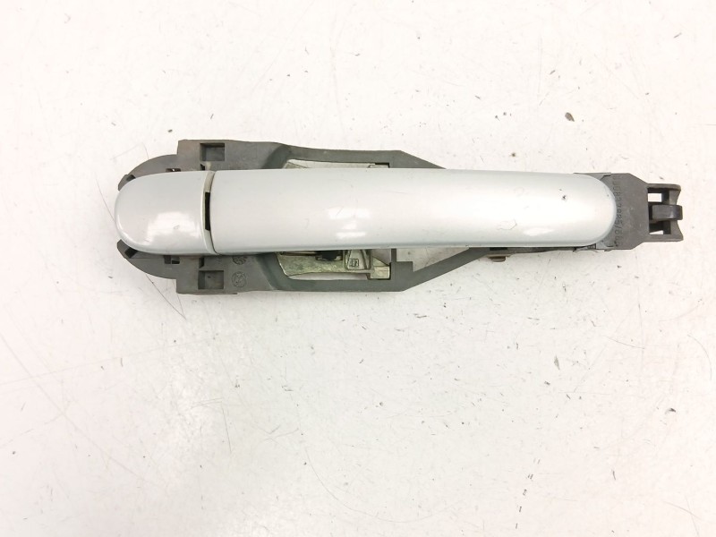 Recambio de manilla trasera izquierda para volkswagen golf iv (1j1) 1.9 tdi referencia OEM IAM 3B0837885D  