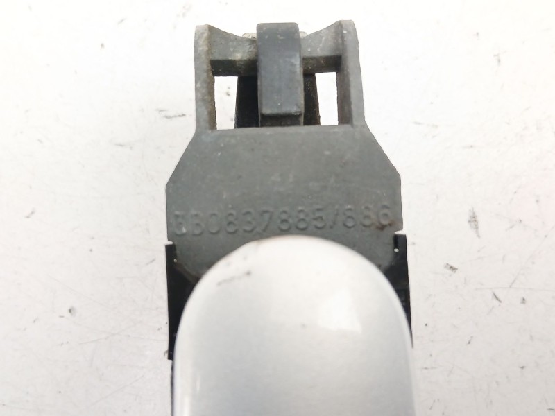 Recambio de manilla trasera izquierda para volkswagen golf iv (1j1) 1.9 tdi referencia OEM IAM 3B0837885D  