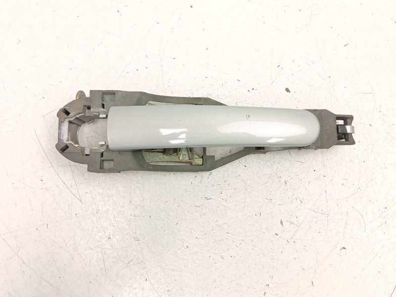 Recambio de manilla delantera izquierda para volkswagen golf iv (1j1) 1.9 tdi referencia OEM IAM 3B0837885D  