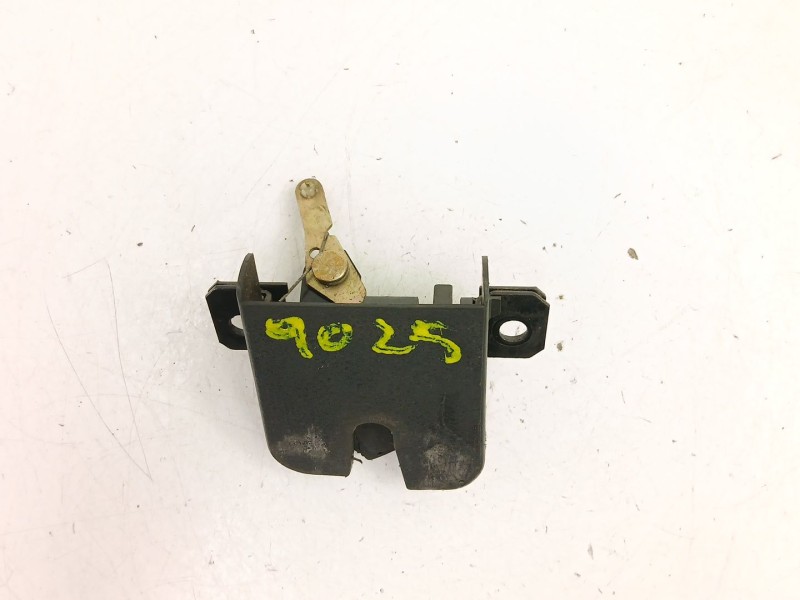 Recambio de cerradura maletero porton para volkswagen golf iv (1j1) 1.9 tdi referencia OEM IAM 1J6827505B  