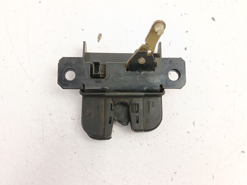 Recambio de cerradura maletero porton para volkswagen golf iv (1j1) 1.9 tdi referencia OEM IAM 1J6827505B  