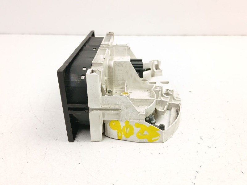 Recambio de mandos calefaccion aire para volkswagen golf iv (1j1) 1.9 tdi referencia OEM IAM 1J0820045F  