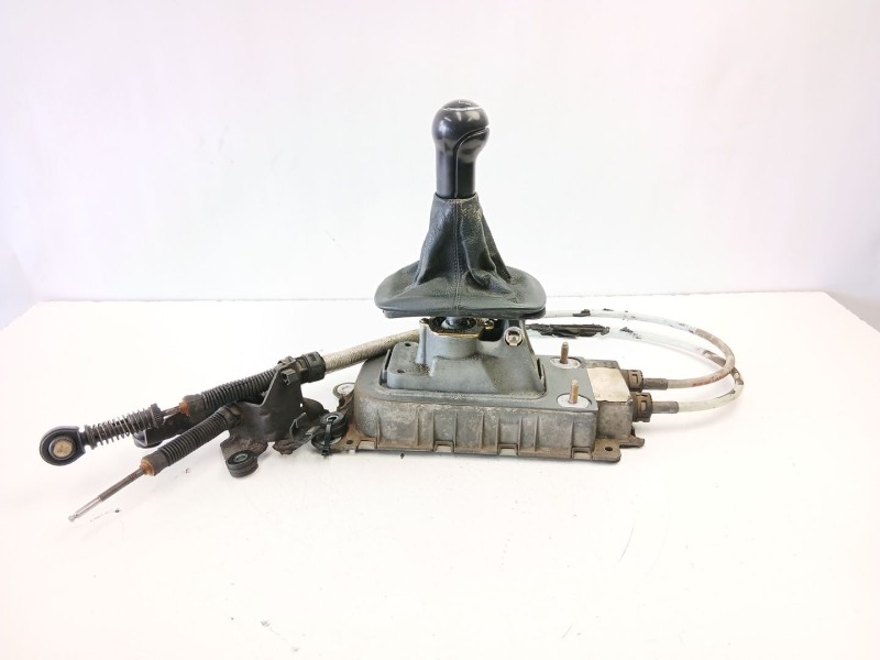 Recambio de palanca cambio manual para volkswagen golf iv (1j1) 1.9 tdi referencia OEM IAM 1J0711049B  
