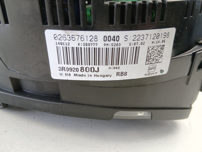 Recambio de cuadro instrumentos para seat exeo st (3r5) 1.8 tsi referencia OEM IAM 3R0920800J  