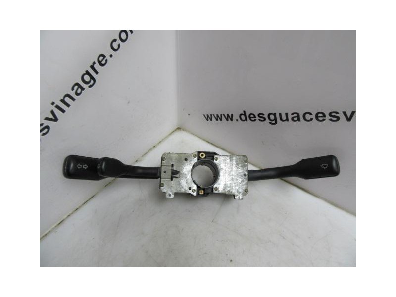 Recambio de mando luces y limpias : audi 100 : 2.3 g 5p (133,24cv) [1992] para audi 100 2.3 g referencia OEM IAM   