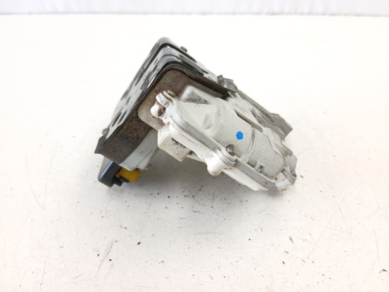 Recambio de cerradura puerta delantera derecha para seat exeo st (3r5) 1.8 tsi referencia OEM IAM 8E1837016AA  