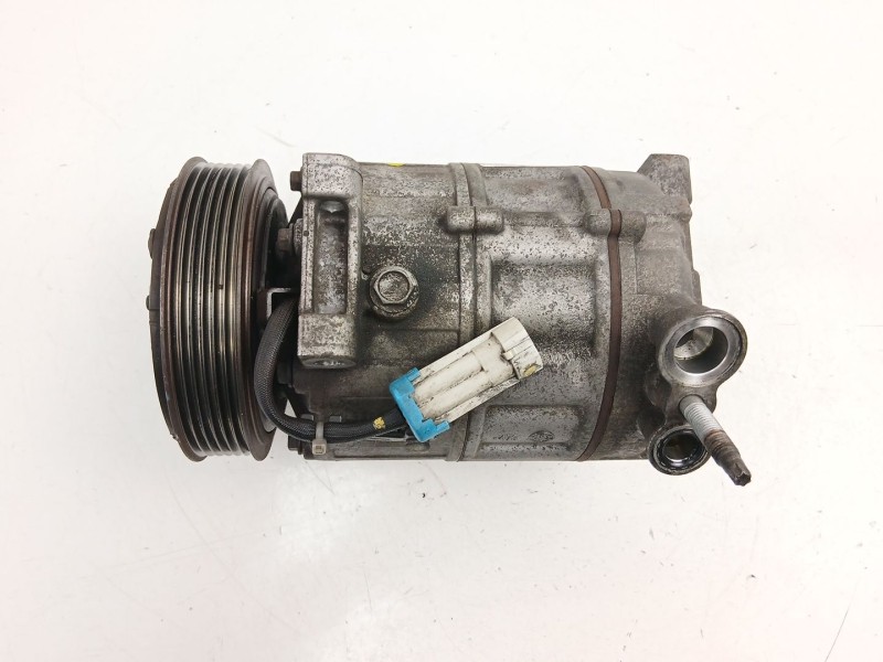 Recambio de compresor aire acondicionado para fiat freemont (345_) 2.0 jtd referencia OEM IAM 68084281AE  