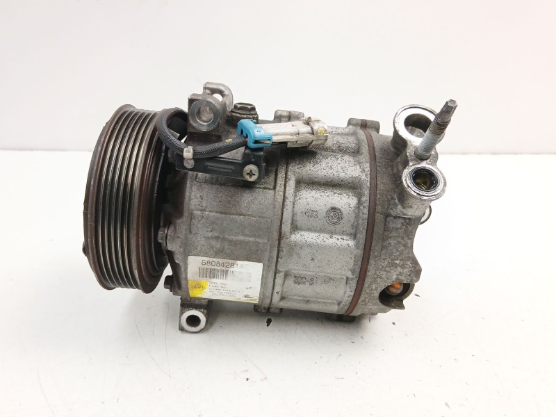 Recambio de compresor aire acondicionado para fiat freemont (345_) 2.0 jtd referencia OEM IAM 68084281AE  