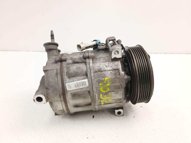 Recambio de compresor aire acondicionado para fiat freemont (345_) 2.0 jtd referencia OEM IAM 68084281AE  