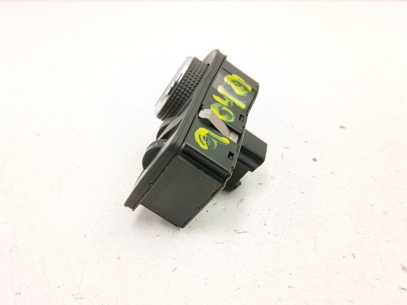 Recambio de mando luces para opel insignia a sedán (g09) 2.0 cdti (69) referencia OEM IAM 23197914  