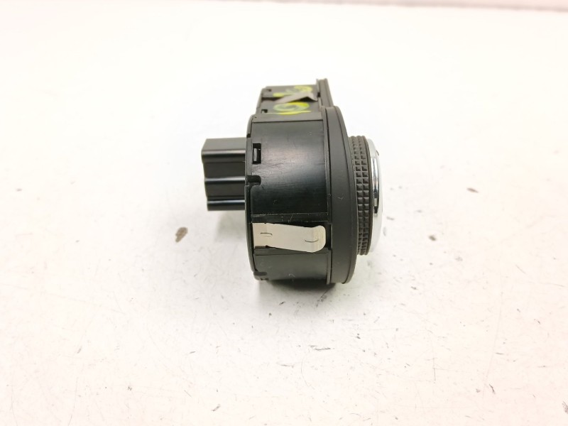 Recambio de mando luces para opel insignia a sedán (g09) 2.0 cdti (69) referencia OEM IAM 23197914  