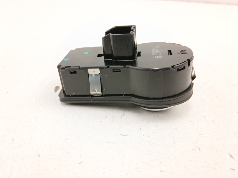 Recambio de mando luces para opel insignia a sedán (g09) 2.0 cdti (69) referencia OEM IAM 23197914  