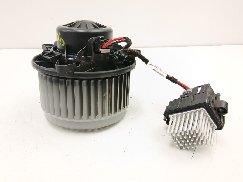 Recambio de motor calefaccion para opel insignia a sedán (g09) 2.0 cdti (69) referencia OEM IAM 13263279  
