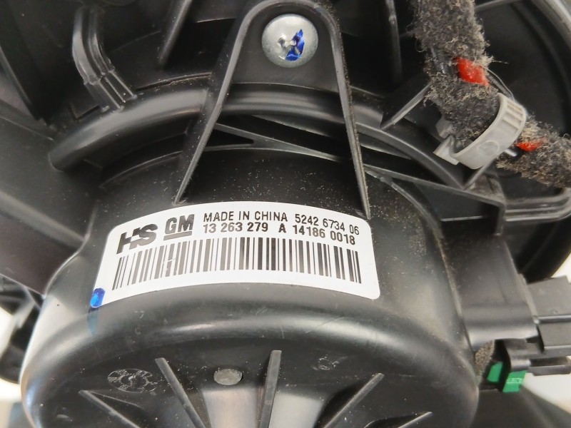 Recambio de motor calefaccion para opel insignia a sedán (g09) 2.0 cdti (69) referencia OEM IAM 13263279  