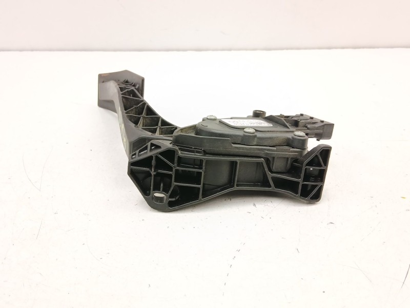 Recambio de potenciometro aceleracion para opel insignia a sedán (g09) 2.0 cdti (69) referencia OEM IAM 13237352 6PV00976500 