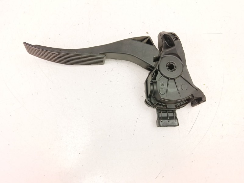 Recambio de potenciometro aceleracion para opel insignia a sedán (g09) 2.0 cdti (69) referencia OEM IAM 13237352 6PV00976500 