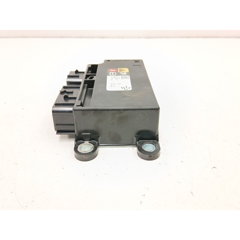 Recambio de centralita airbag para opel insignia a sedán (g09) 2.0 cdti (69) referencia OEM IAM 13593287 812586170 