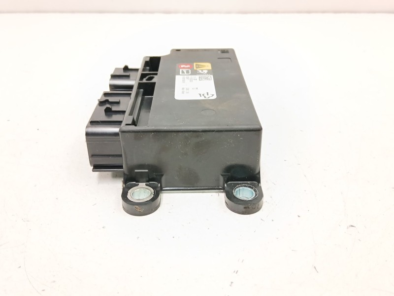 Recambio de centralita airbag para opel insignia a sedán (g09) 2.0 cdti (69) referencia OEM IAM 13593287 812586170 