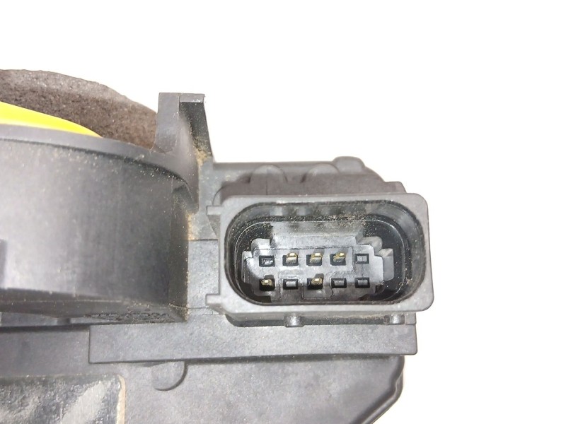 Recambio de cerradura puerta trasera izquierda para opel insignia a sedán (g09) 2.0 cdti (69) referencia OEM IAM 13578024  
