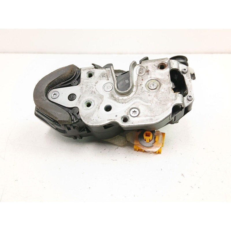Recambio de cerradura puerta trasera izquierda para opel insignia a sedán (g09) 2.0 cdti (69) referencia OEM IAM 13578024  