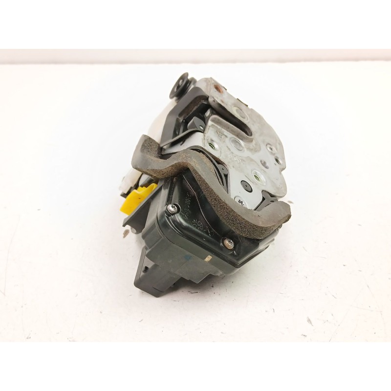 Recambio de cerradura puerta trasera izquierda para opel insignia a sedán (g09) 2.0 cdti (69) referencia OEM IAM 13578024  