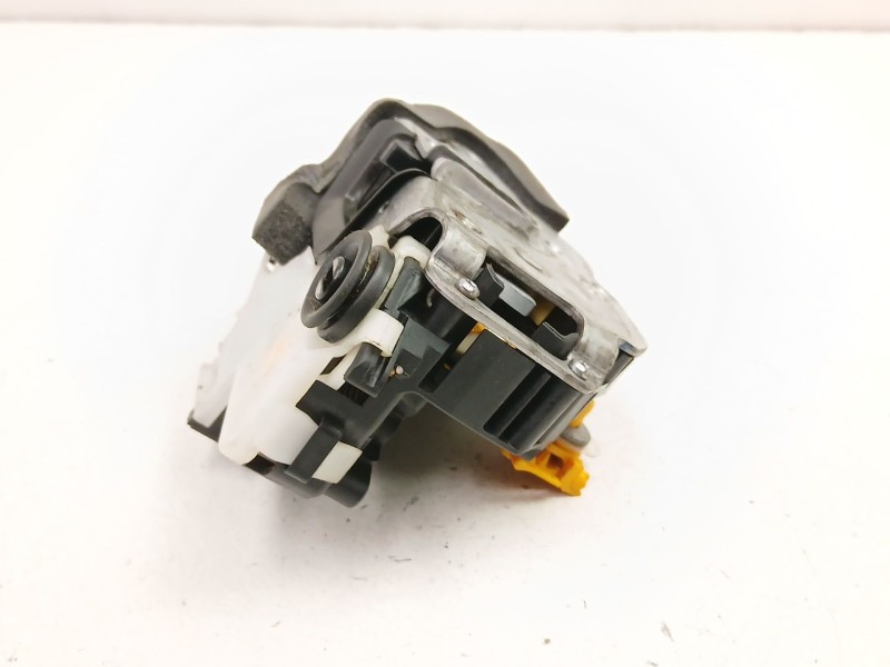 Recambio de cerradura puerta trasera derecha para opel insignia a sedán (g09) 2.0 cdti (69) referencia OEM IAM 13578025  