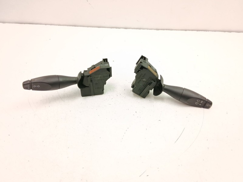 Recambio de mando luces y limpias para ford focus i (daw, dbw) 1.8 turbo di / tddi referencia OEM IAM 98AG17A553CC  98AG13335BG