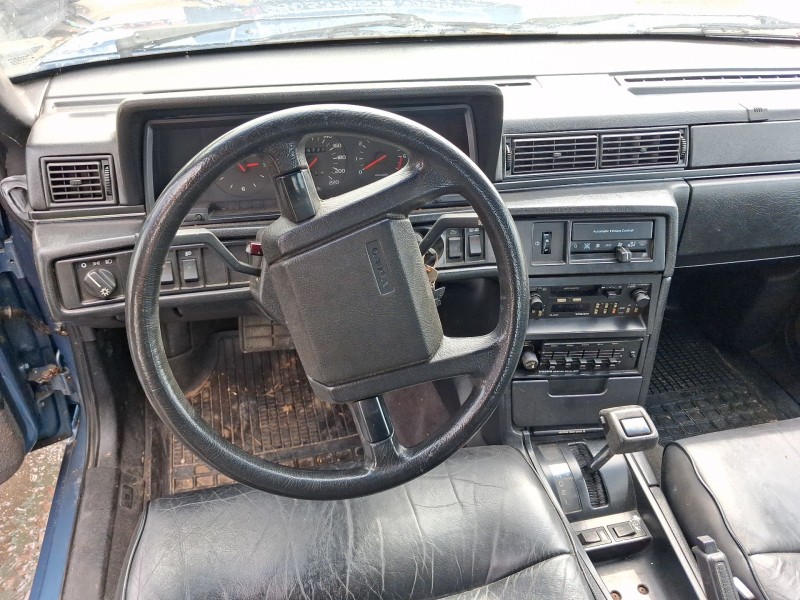 volvo 760 (704, 764) del año 1987