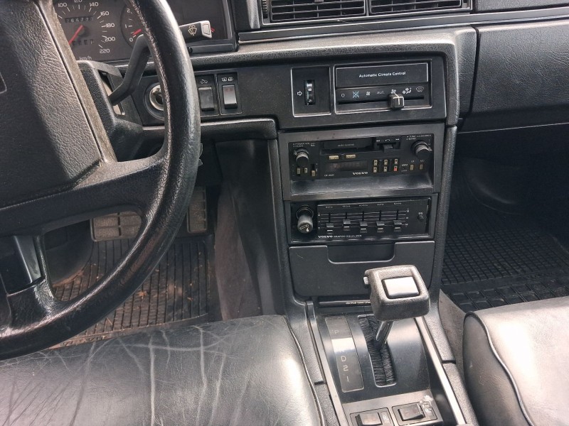 volvo 760 (704, 764) del año 1987