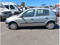 Recambio de carroceria para renault clio ii (bb_, cb_) 1.4 (b/cb0c, b/cb0s) referencia OEM IAM    2