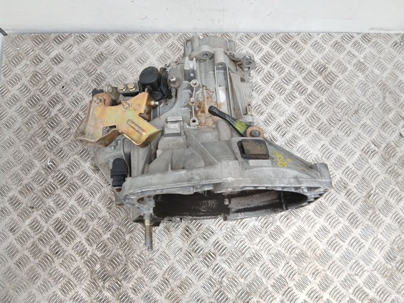 Recambio de caja cambios 5v turbo diesel para fiat bravo i (182_) 1.9 jtd referencia OEM IAM 46807665  