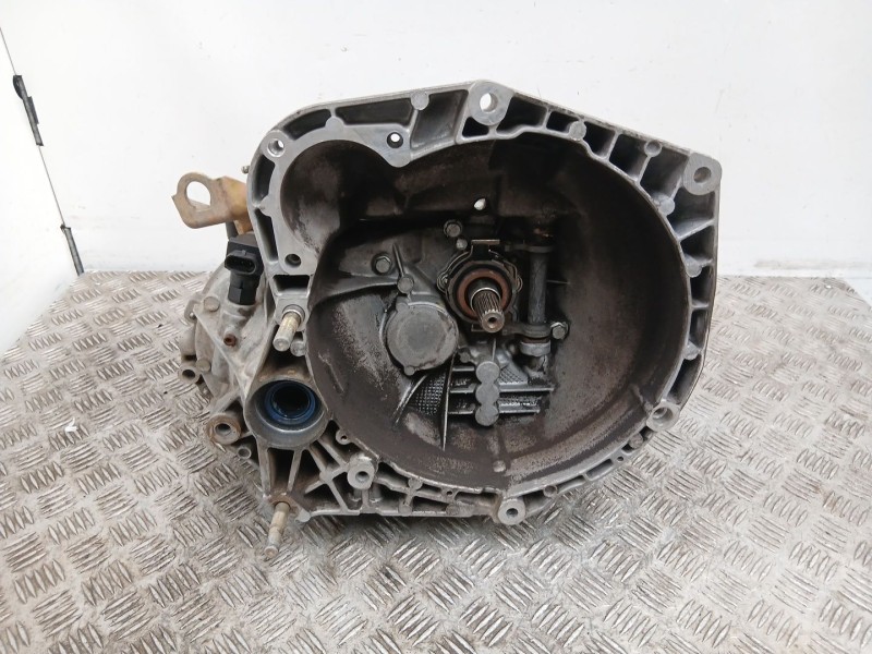 Recambio de caja cambios 5v turbo diesel para fiat bravo i (182_) 1.9 jtd referencia OEM IAM 46807665  