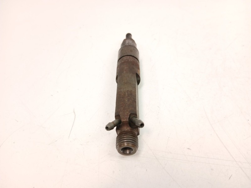 Recambio de inyectores juego para volkswagen golf iv (1j1) 1.9 tdi referencia OEM IAM 028130201T  028130201S