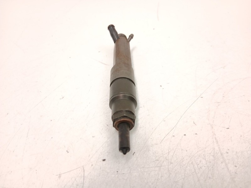 Recambio de inyectores juego para volkswagen golf iv (1j1) 1.9 tdi referencia OEM IAM 028130201T  028130201S