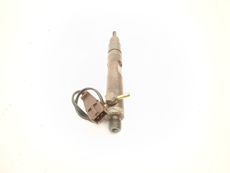 Recambio de inyectores juego para volkswagen golf iv (1j1) 1.9 tdi referencia OEM IAM 028130201T  028130201S