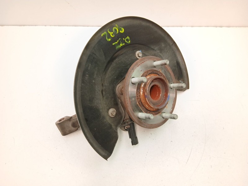 Recambio de mangueta delantera izquierda para fiat freemont (345_) 2.0 jtd referencia OEM IAM K05171101AC  