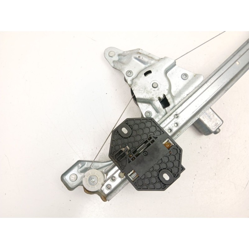 Recambio de elevalunas trasero izquierdo para dacia sandero ii (b8_) 1.5 blue dci 95 (b8jl) referencia OEM IAM 827211031R  