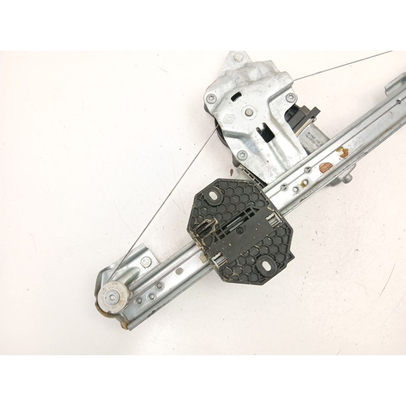 Recambio de elevalunas delantero izquierdo para dacia sandero ii (b8_) 1.5 blue dci 95 (b8jl) referencia OEM IAM 807211440R  