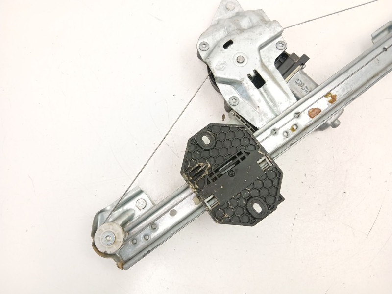 Recambio de elevalunas delantero izquierdo para dacia sandero ii (b8_) 1.5 blue dci 95 (b8jl) referencia OEM IAM 807211440R  
