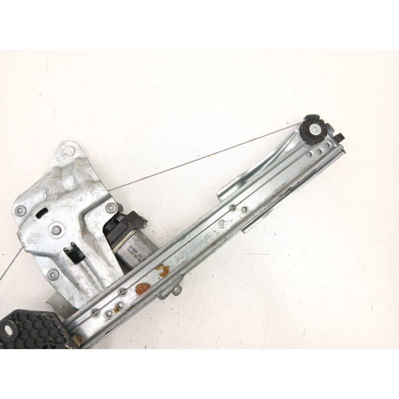 Recambio de elevalunas delantero izquierdo para dacia sandero ii (b8_) 1.5 blue dci 95 (b8jl) referencia OEM IAM 807211440R  