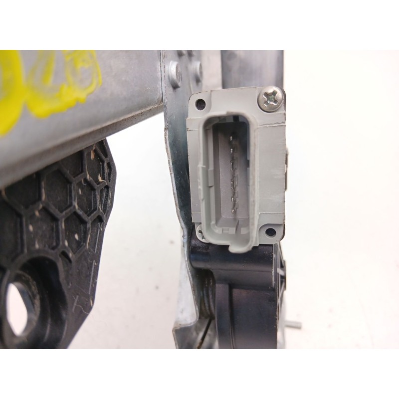 Recambio de elevalunas delantero izquierdo para dacia sandero ii (b8_) 1.5 blue dci 95 (b8jl) referencia OEM IAM 807211440R  