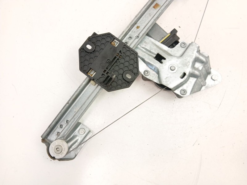 Recambio de elevalunas delantero derecho para dacia sandero ii (b8_) 1.5 blue dci 95 (b8jl) referencia OEM IAM 807209299R  