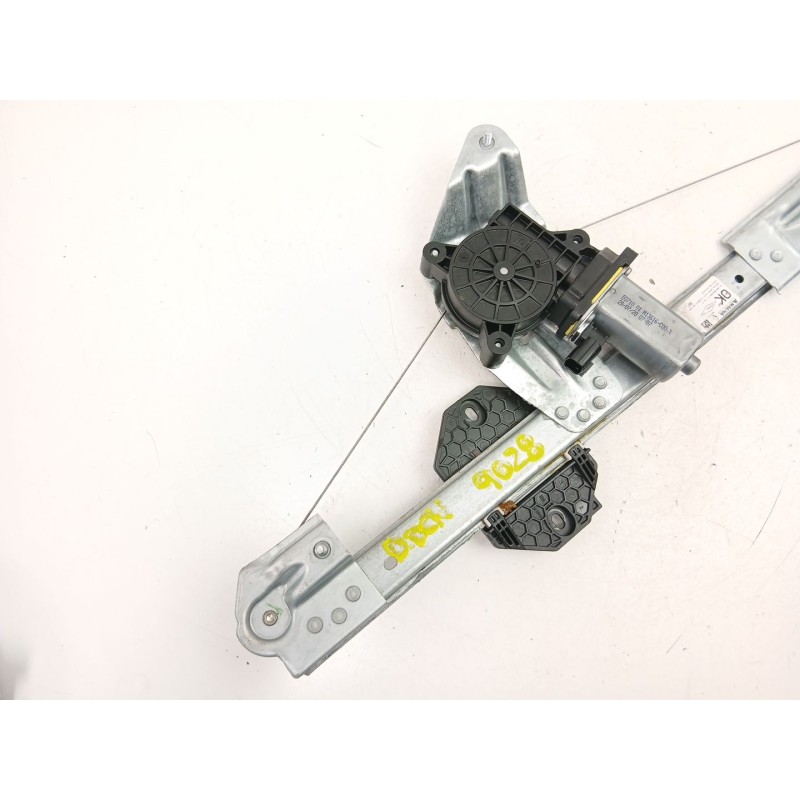 Recambio de elevalunas delantero derecho para dacia sandero ii (b8_) 1.5 blue dci 95 (b8jl) referencia OEM IAM 807209299R  