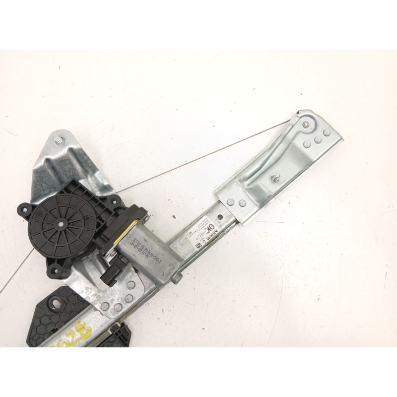 Recambio de elevalunas delantero derecho para dacia sandero ii (b8_) 1.5 blue dci 95 (b8jl) referencia OEM IAM 807209299R  