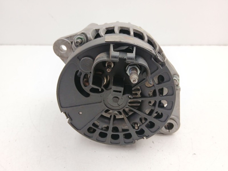 Recambio de alternador para fiat bravo i (182_) 1.9 jtd referencia OEM IAM 46748353 0986049400 