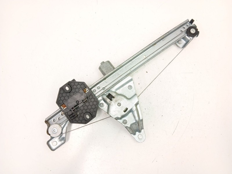 Recambio de elevalunas trasero derecho para dacia sandero ii (b8_) 1.5 blue dci 95 (b8jl) referencia OEM IAM 827206057R  