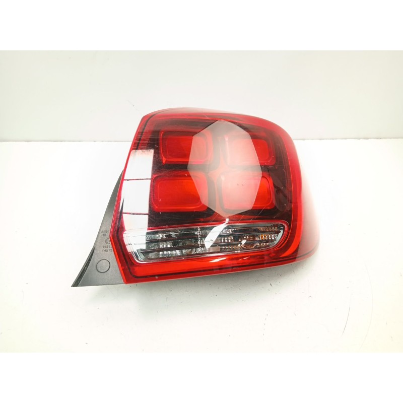 Recambio de piloto trasero derecho para dacia sandero ii (b8_) 1.5 blue dci 95 (b8jl) referencia OEM IAM 265506147R  