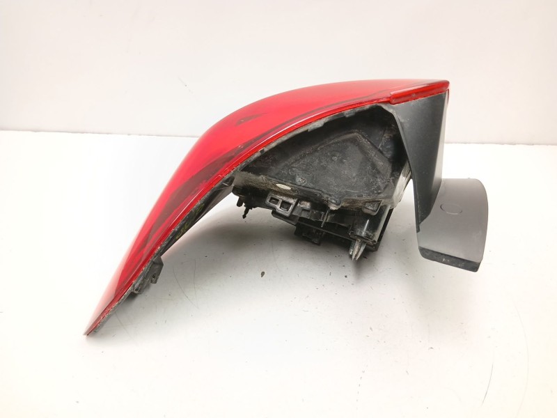 Recambio de piloto trasero derecho para dacia sandero ii (b8_) 1.5 blue dci 95 (b8jl) referencia OEM IAM 265506147R  